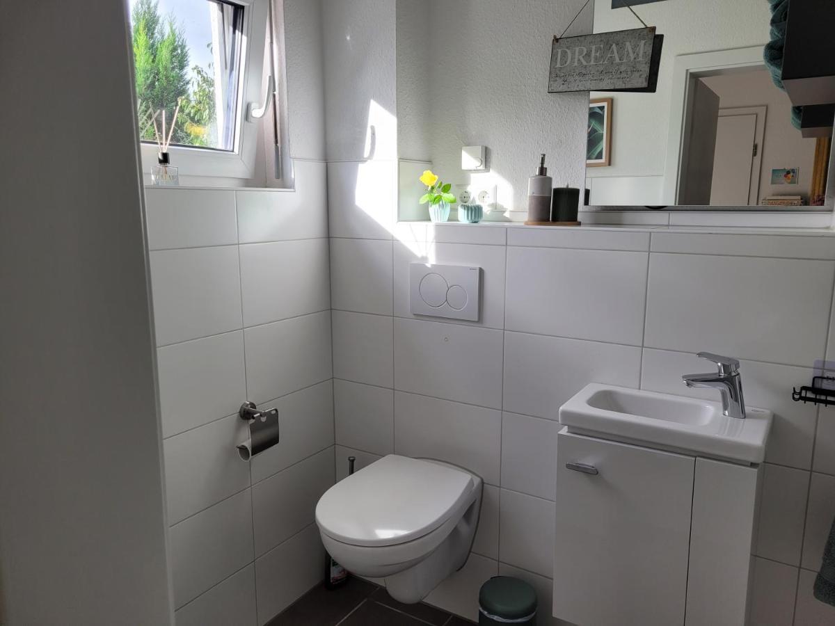 Lin'S Place - Private Room With Bath Near Fair Hanôver Exterior foto